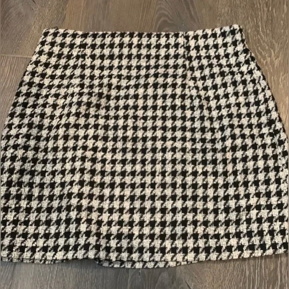 ZARA STRUCTURED CROP TOP & SKIRT SET - Picture 10 of 11